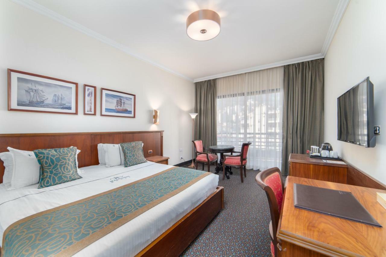 Madisson Hotel 4*